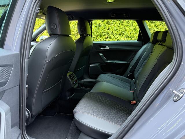 Seat LEON Sportstourer 1.5 eTSI 150pk DSG FR Business Intense l ACC l CAMERA l ECC l LED l NAVI l 7.000km