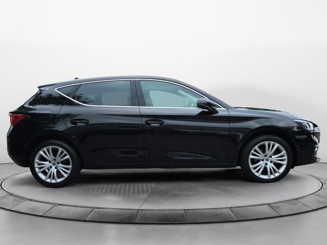 Seat LEON 1.0 TSI Style Launch Edition (111 PK) 2e-Eig. & Keurig-Onderh. BOVAG-Garantie. NL-Auto, Navigatie/Apple-Carplay/Android-Auto, Adaptive-Cruisecontrol, Keyless-Start, Parkeersensoren-V+A, Achteruitrijcamera, DAB, Lm-Velgen-17Inch, Privacy-Glas