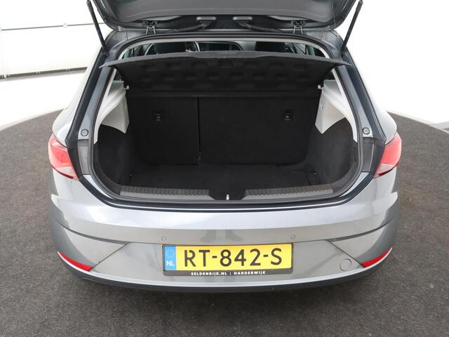 Seat LEON 1.0 TSI Style Intens | Automaat | Carplay | Navigatie | Keyless | Parkeerhulp | Climate control | Cruise control | Bluetooth