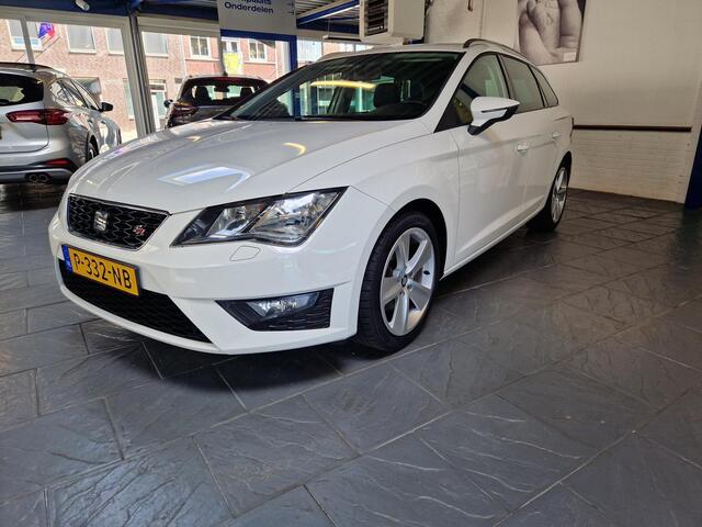 Seat LEON ST 1.4 TSI X-PERIENCE Connect FR uitvoering half leer.