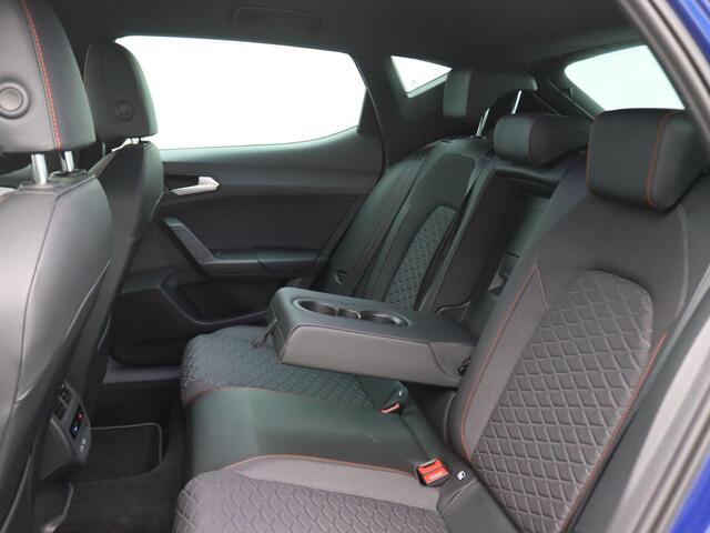 Seat LEON 1.4 TSI eHybrid PHEV FR Business Intense 204PK DSG Adaptieve Cruise Controle, Achteruitrijcamera, Keyless, Side Assist, Stoel-Stuurverwarming, Alarm, Navi, 18" LM Velgen
