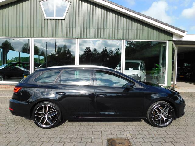 Seat LEON ST 2.0TSI 190PK FR!! All-in Prijs! Pano! Virtual!