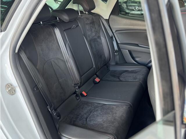 Seat LEON 1.8 TSI FR 180PK DSG PANO LED CAMERA