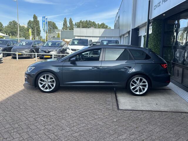 Seat LEON ST 1.5 TSI 150PK DSG FR Ultimate Edition Black Sky | Pano | Virtual | ACC | Beats