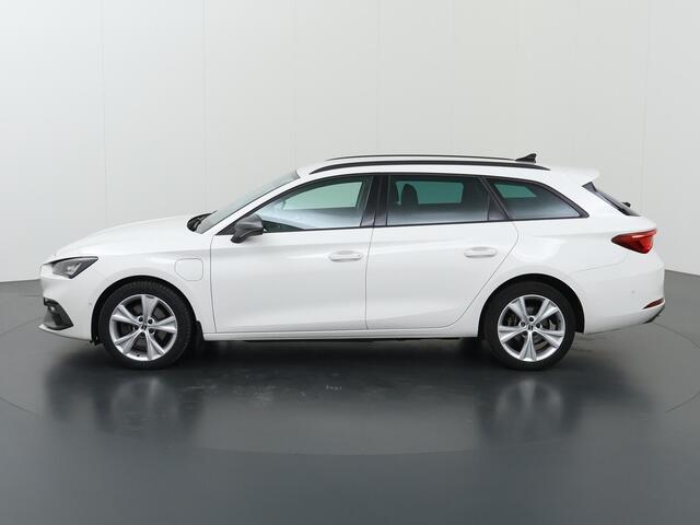 Seat LEON Sportstourer 1.4 TSI eHybrid PHEV FR | Navigatiesysteem | Keyless Go | Parkeercamera | Climate Control |