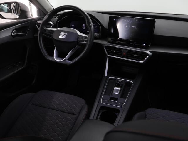 Seat LEON Sportstourer 1.4 TSI eHybrid PHEV FR | Navigatiesysteem | Keyless Go | Parkeercamera | Climate Control |