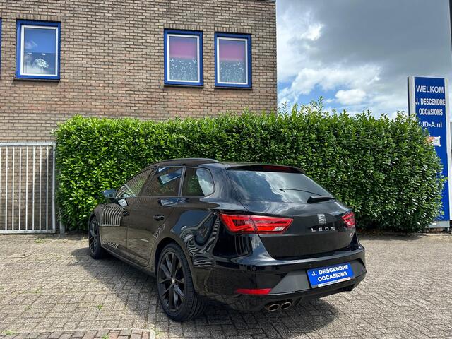 Seat LEON ST 1.5 TSI FR Climate C, Cruise C, Navigatie, Elec.Pano.dak!!!!