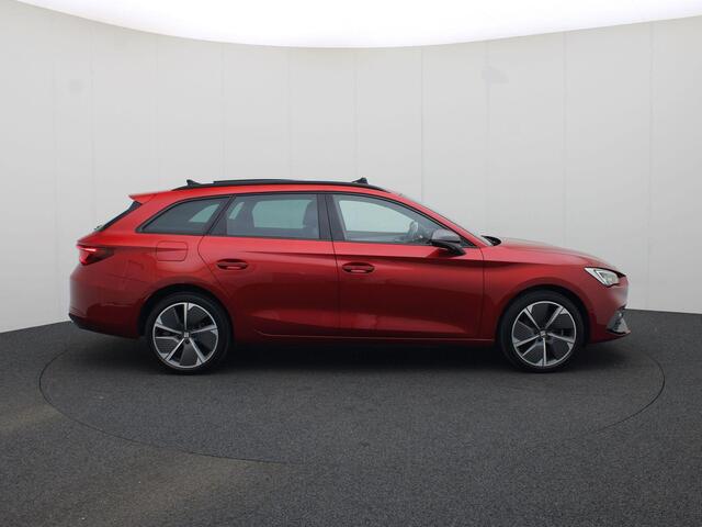 Seat LEON Sportstourer 1.4 TSIeHybrid 150kW/204PK PHEV FR DSG · Panoramadak · Parkeersensoren + Camera · Keyless · Garantie tot november 2026 of 100000km.