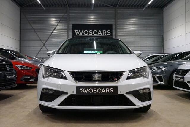 Seat LEON 1.5 TSI FR DSG * Trekhaak - Pano - Virtual - Beats - ACC - Lane - 18" - Alcantara - App *