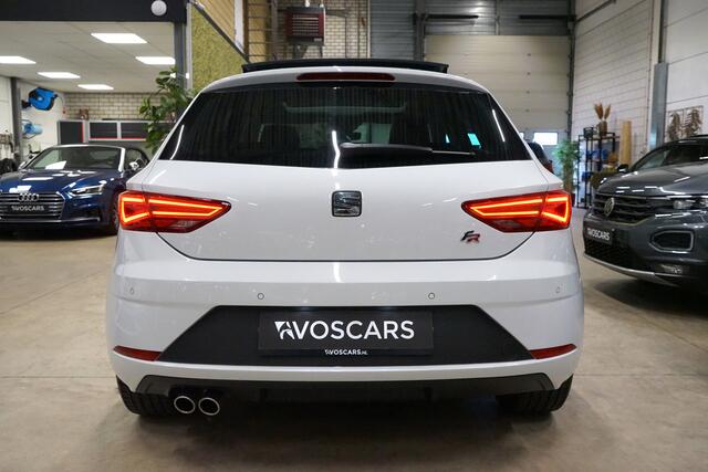 Seat LEON 1.5 TSI FR DSG * Trekhaak - Pano - Virtual - Beats - ACC - Lane - 18" - Alcantara - App *