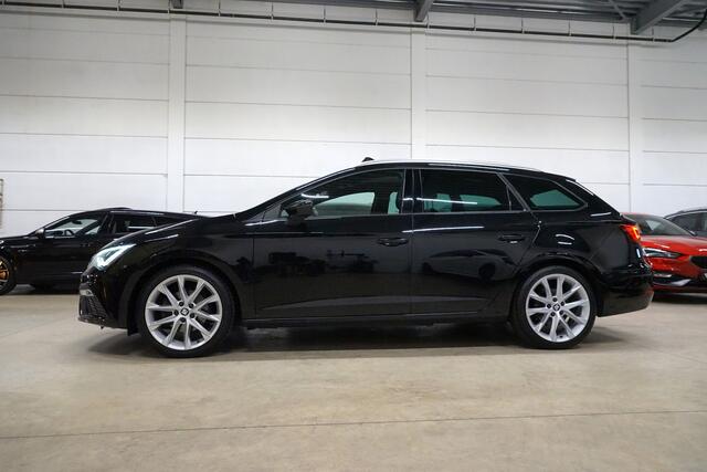 Seat LEON ST 1.4 TSI FR * Trekhaak - Pano - Alcantara - ACC - Lane - Sound - LED *