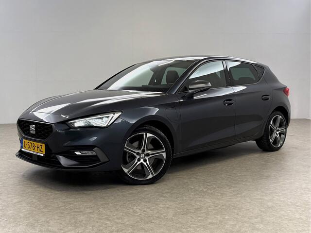 Seat LEON 1.4 TSI 225PK eHybrid PHEV FR LED Sfeer Carplay Camera ACC Clima Virtual Trekhaak PDC 18"LMV