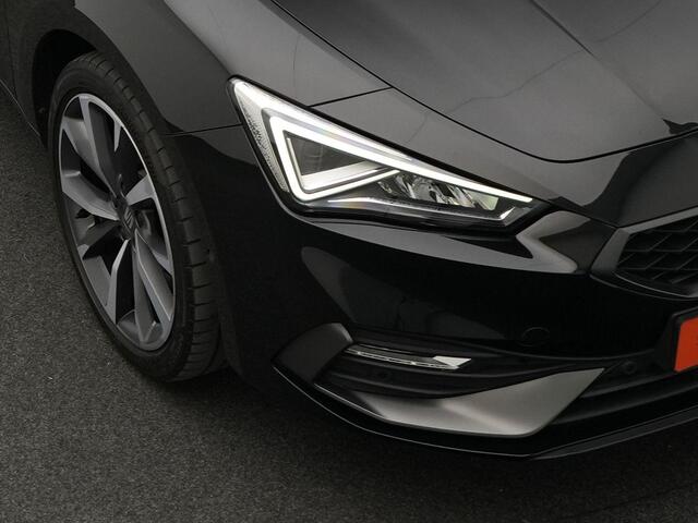 Seat LEON 1.4 TSI eHybrid 204 pk PHEV FR Business Intense | Panoramadak | Adaptieve onderstelregeling DCC | Achteruitrijcamera | Adaptive Cruise Control | Stoelverwarming | 18 inch
