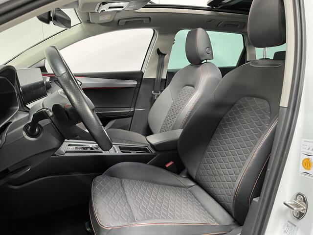 Seat LEON Sportstourer 1.4 TSI eHybrid PHEV FR Business Intense / AUTOMAAT/ PANO/ CAMERA/ PARK. SENSOREN/ DODE HOEK/ KEYLESS/ LED/ STOEL-STUURVERWARM./ VIRTUAL COCKPIT/ FULL LINK/ ADAPT. CRUISE/ NAVI/ CLIMA/ DAB/ 18" LMV