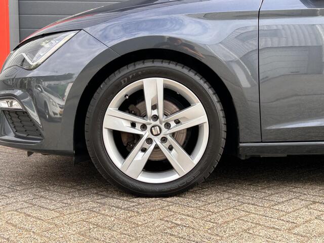 Seat LEON 1.5 TSI FR | LED | Pano | Sfeer | Stoel verwarming | Climate |