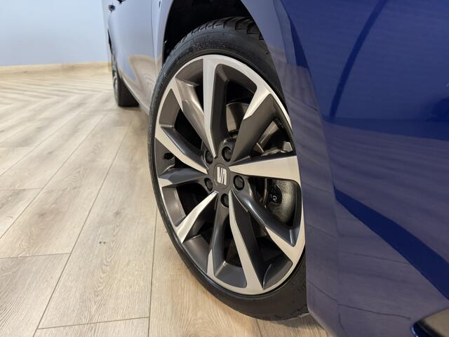 Seat LEON Sportstourer 1.4 TSI eHybrid PHEV FR Airco ECC | Panorama | LED | Adaptive Cruise | Virtual | Camera | Isofix