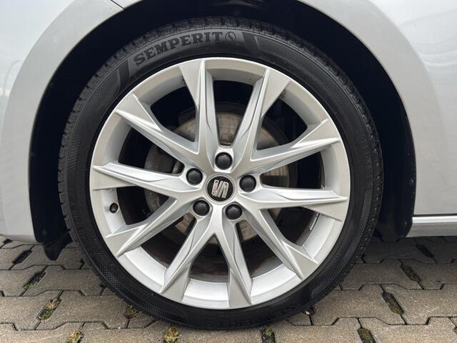 Seat LEON 2.0 TDI DSG FR PANO-DAK/CAMERA/BEATS-AUDIO/NAVI/CARPLAY/ACC/STOELVERW