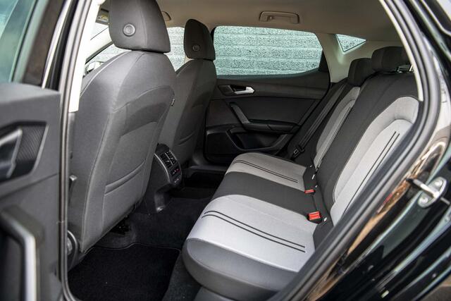 Seat LEON 1.0 TSI Style Launch Edition | Elek. Trekhaak | Camera | Stoel-/Stuurwielverwarming