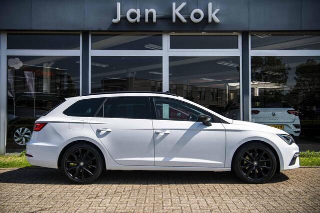 Seat LEON ST 1.5 TSi 150 pk FR Ultimate Edition Black | Panoramadak | Beats | Winter