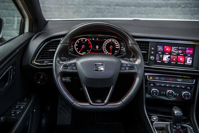 Seat LEON ST 1.5 TSi 150 pk FR Ultimate Edition Black | Panoramadak | Beats | Winter