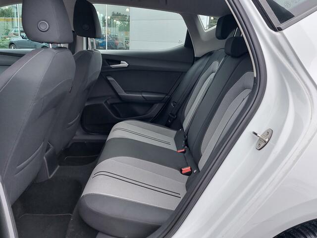 Seat LEON 1.0 TSI 110pk Style | Apple Carplay+Android Auto | Clima | Adap.Cruise | Digitaal Dashboard | Led Koplampen | Pdc | Rijstrook+Licht+Regensensor | 16''lm | Trekhaak