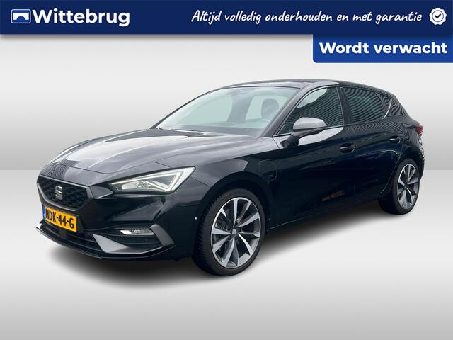 Seat LEON 1.4 TSI eHybrid PHEV FR Business Intense / Panoramadak / 18" LMV / Navigatie / App connect / Camera / Parkeersensoren V+A / Dodehoek /