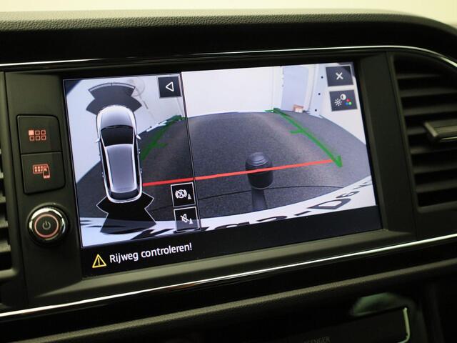 Seat LEON ST 1.0TSI/115PK FR Ultimate Edition · Apple/Android Car Play Navigatie · Trekhaak · Camera · Navigatie ·