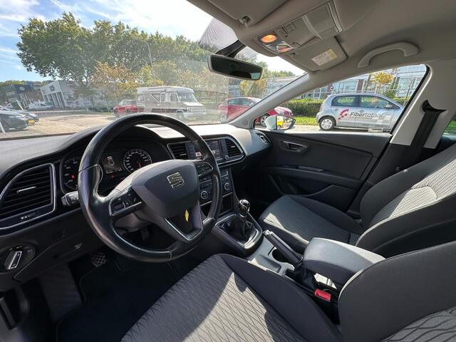 Seat LEON SEAT Leon ST 1.0 EcoTSI Style Connect Carplay Camera DAB+ LED