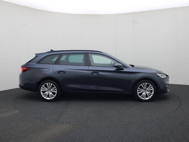 Seat LEON Sportstourer 1.5eTSI/150PK Style DSG · Camera + Parkeersensoren · Keyless · App connect · Garantie tot maart 2029