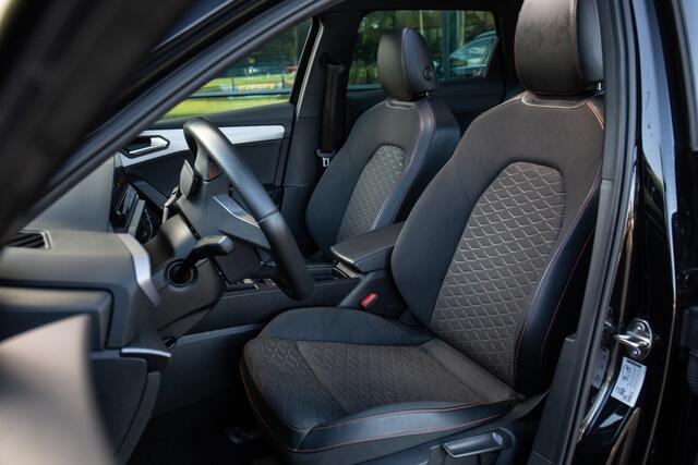 Seat LEON Sportstourer 1.5 eTSI FR Launch Edition , Panoramadak, Adap. cruise,