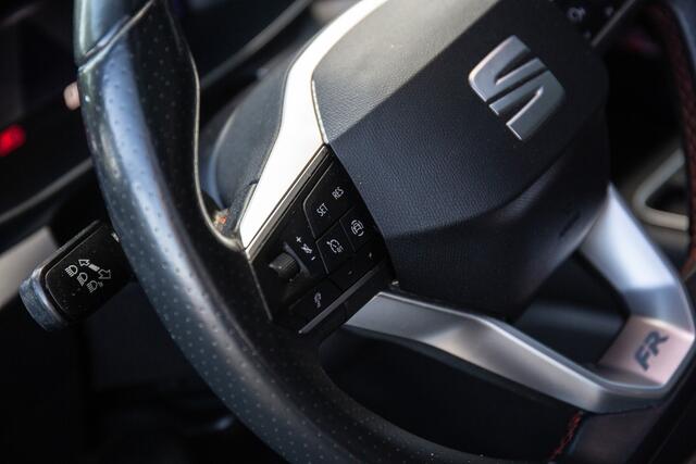 Seat LEON Sportstourer 1.5 eTSI FR Launch Edition , Panoramadak, Adap. cruise,