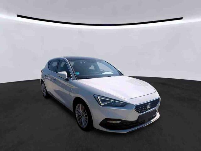 Seat LEON 1.4 TSI eHybrid 204pk PHEV Excellence / Panoramadak / Camera / Adaptive Cruise / Wordt Verwacht