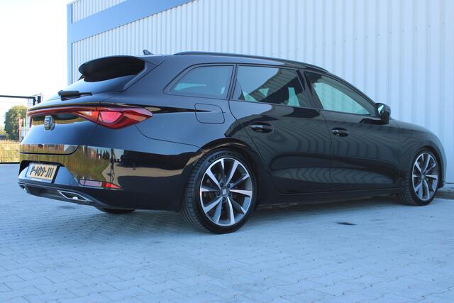 Seat LEON Sportstourer 1.4 TSI eHybrid PHEV FR | Incl. 12 maanden garantie | Adaptieve cruise control | Climate control | Stoel/stuur verwarming | DAb radio | Apple carplay/Android auto | Parkeercamera | Schuif/kantel dak |