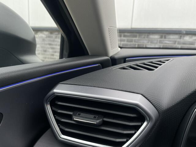 Seat LEON Sportstourer 1.4 TSI eHybrid PHEV FR Business Intense | Elek. Trekhaak | LED | Carplay | Camera | Sfeerverlichting | Virtual Cockpit