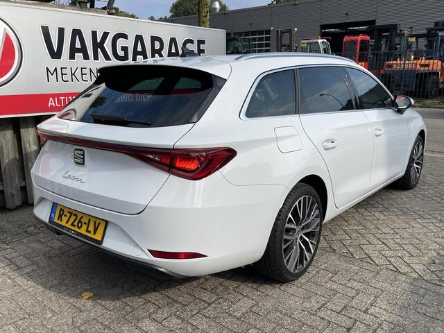 Seat LEON Sportstourer 1.5 TSI Xcellence 18"/Dodehoek/Stoel + stuurverwarming/Keyless/Adaptieve cruise/Apple Carplay & Android Auto/PDC