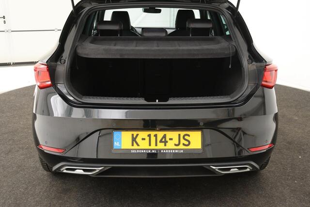 Seat LEON 1.5 eTSI FR Launch Edition | Carplay | Stoel & stuurverwarming | Camera | Adaptive cruise | Navigatie | Keyless | Full LED | Sportstoelen