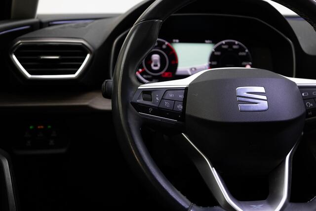 Seat LEON Sportstourer 1.5 eTSI Style Business Intense | Trekhaak | Carplay |