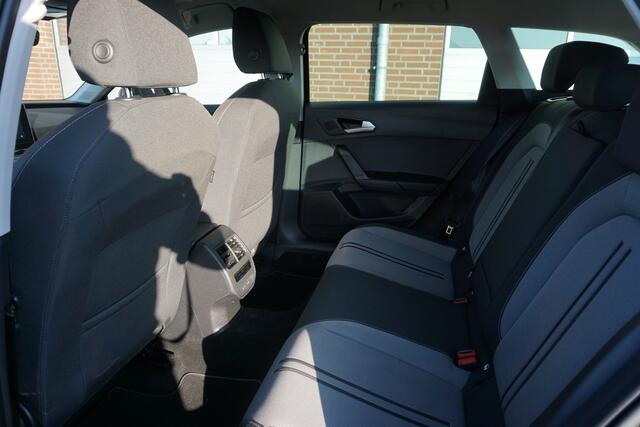 Seat LEON Sportstourer 1.5 TSI STYLE NAVIGATIE ANDROID-APPLECARPLAY DIGITALE COCKPIT LED ECC AIRCO CRUISECONTROL PARKEERSENSOREN V+A BLUETOOTH LMV ENZ...