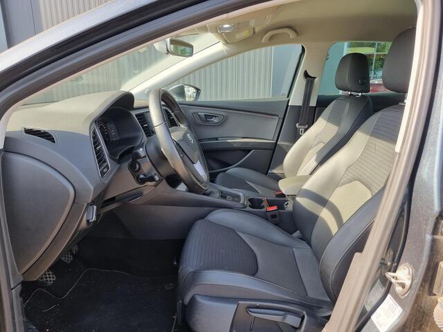 Seat LEON 1.5 TSI 130 FR Ultimate Edition | Navigatie | Parkeersensoren | Stoelverwarming |