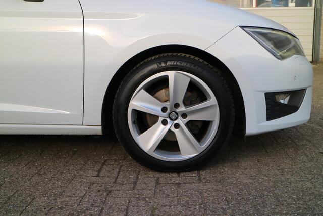 Seat LEON ST 1.4 EcoTSI FR Connect | Carplay | LED | Goed Onderhouden! |