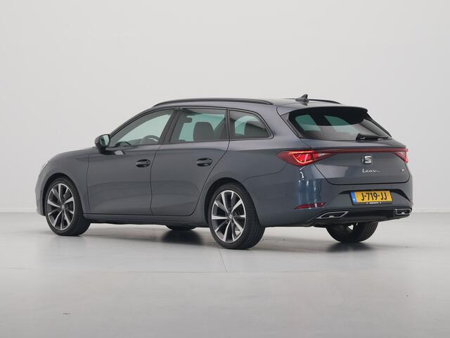 Seat LEON Sportstourer 1.5 TSI FR Launch Edition Navigatie Sideassist Stoelverwarming Parkassist Carplay 245