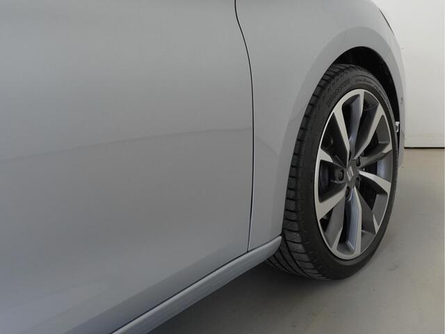 Seat LEON 1.5 eTSI FR Business Intense | Automaat | Panorama- Schuifdak | Beats Audio | Camera | Dodehoekbewaking | Rijklaarprijs