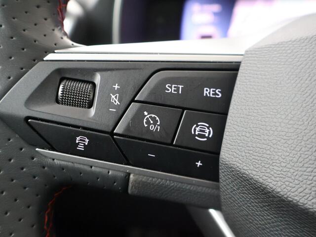 Seat LEON Sportstourer 1.0 eTSI FR Business Intense | 110 PK | Automaat | Trekhaak wegklapbaar | Navigatiesysteem |