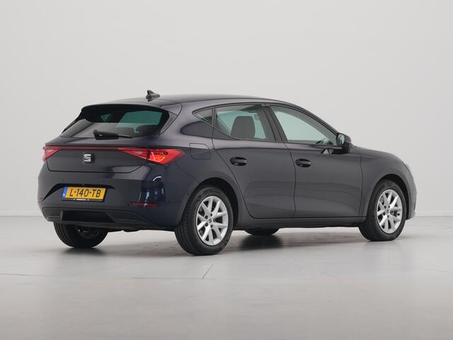 Seat LEON 1.0 eTSI 110 pk DSG Style Business Intense Navigatie Clima Camera Stoelverwarming Parkassist 220
