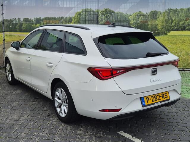 Seat LEON Sportstourer 1.0 eTSI Style Business Intense, Camera, Cruise!