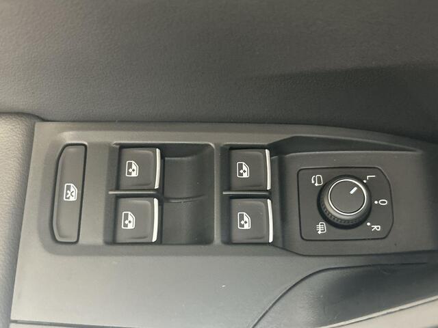 Seat LEON Sportstourer 1.5 TSI e-Hybrid FR Business 204 PK l Black Pack l Wegklapbare Trekhaak l Safe & Driving Pack