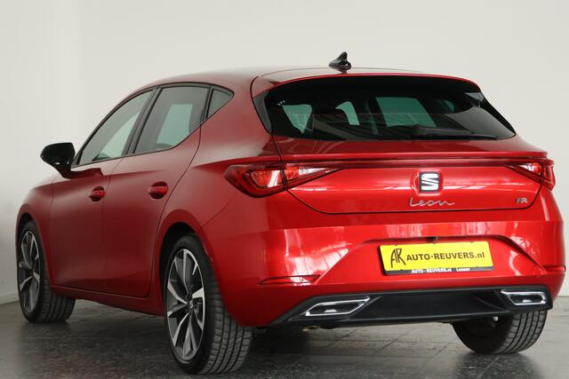 Seat LEON 1.5 TSI FR / LED / Navi / ACC / Cam / DAB