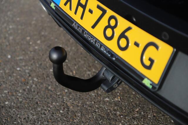 Seat LEON ST 1.5 TSI FR Business Intense 131PK Trekhaak 18 inch Full LED Navigatie Carplay Android Climate Cruise Control Rijstrooksensor