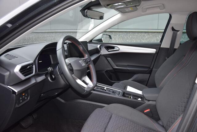 Seat LEON Sportstourer 1.4 TSI eHybrid PHEV FR | SOH 100%| stuurwiel verwarmd | lederen/stof bekleding |