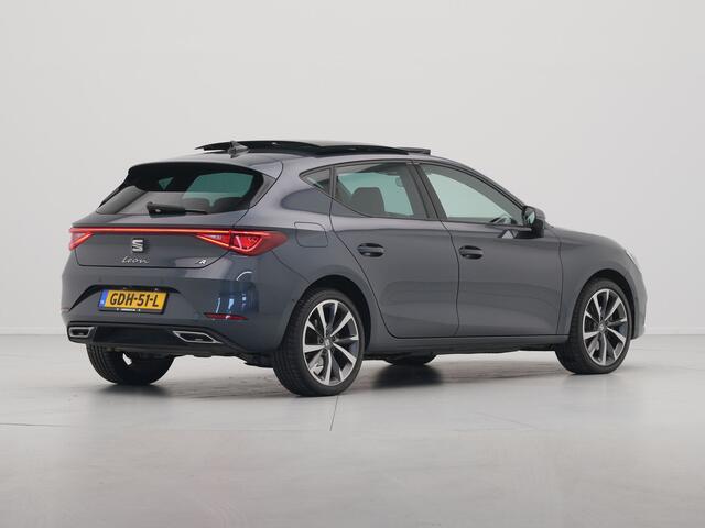 Seat LEON 1.4 TSI eHybrid PHEV 204pk FR Business Intense Panorama Navigatie Stoel/stuurverwarming Keyless Acc